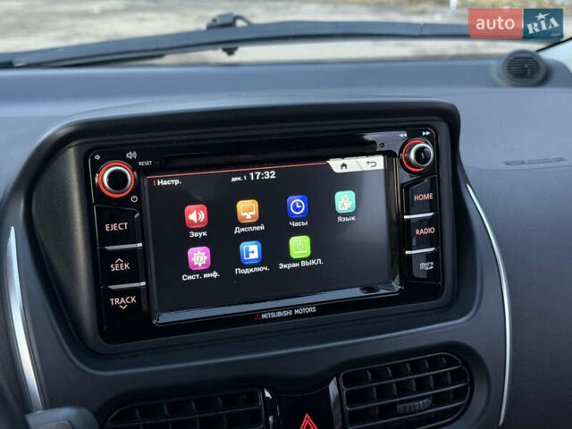 Белый Мицубиси И-Миев, объемом двигателя 0 л и пробегом 57 тыс. км за 4750 $, фото 61 на Automoto.ua
