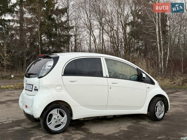 Белый Мицубиси И-Миев, объемом двигателя 0 л и пробегом 57 тыс. км за 4750 $, фото 9 на Automoto.ua
