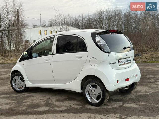 Белый Мицубиси И-Миев, объемом двигателя 0 л и пробегом 57 тыс. км за 4750 $, фото 15 на Automoto.ua