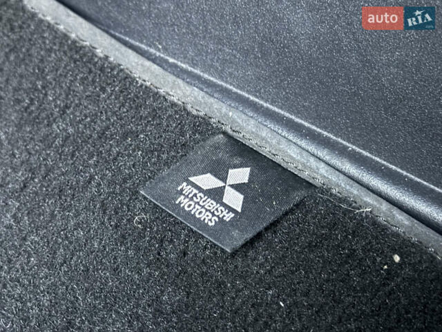 Белый Мицубиси И-Миев, объемом двигателя 0 л и пробегом 57 тыс. км за 4750 $, фото 55 на Automoto.ua