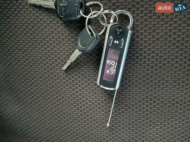 Белый Мицубиси И-Миев, объемом двигателя 0 л и пробегом 57 тыс. км за 4750 $, фото 71 на Automoto.ua