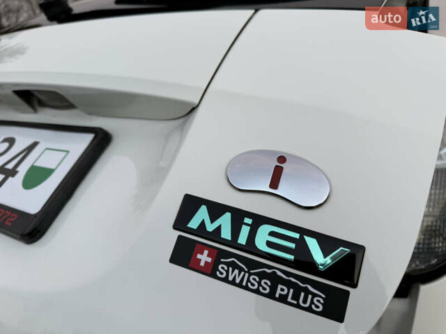 Белый Мицубиси И-Миев, объемом двигателя 0 л и пробегом 57 тыс. км за 4750 $, фото 12 на Automoto.ua