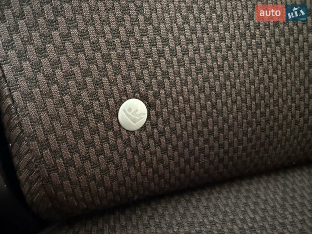 Белый Мицубиси И-Миев, объемом двигателя 0 л и пробегом 57 тыс. км за 4750 $, фото 26 на Automoto.ua