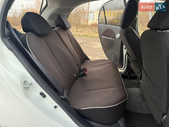 Белый Мицубиси И-Миев, объемом двигателя 0 л и пробегом 57 тыс. км за 4750 $, фото 25 на Automoto.ua