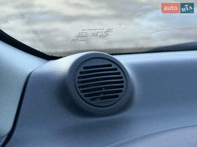 Белый Мицубиси И-Миев, объемом двигателя 0 л и пробегом 57 тыс. км за 4750 $, фото 63 на Automoto.ua