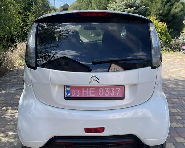 Білий Міцубісі І-Мієв, об'ємом двигуна 0 л та пробігом 85 тис. км за 4800 $, фото 7 на Automoto.ua