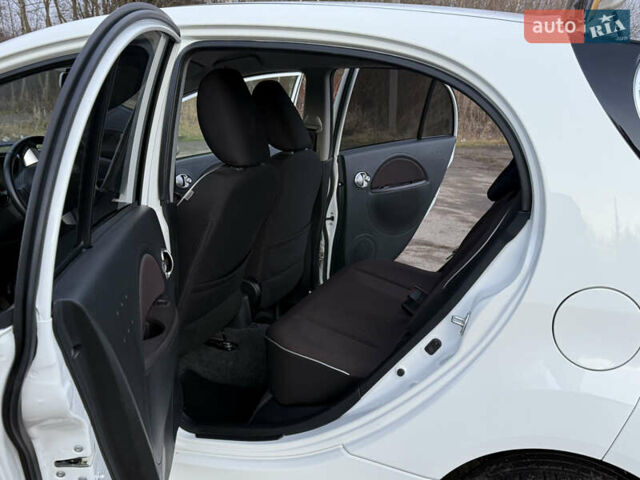 Белый Мицубиси И-Миев, объемом двигателя 0 л и пробегом 57 тыс. км за 4750 $, фото 42 на Automoto.ua