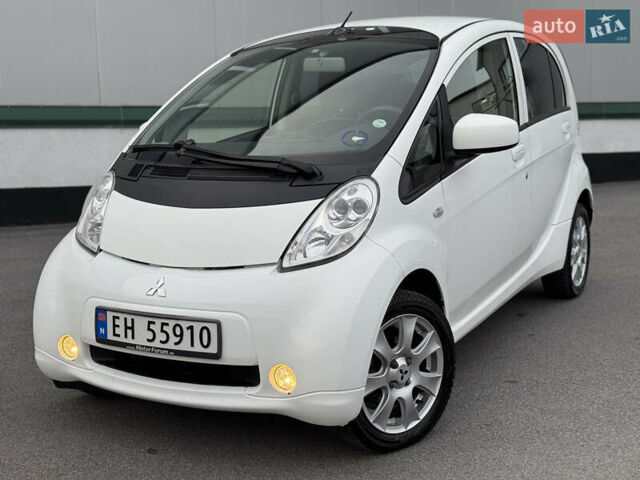 Білий Міцубісі І-Мієв, об'ємом двигуна 0 л та пробігом 75 тис. км за 4600 $, фото 1 на Automoto.ua