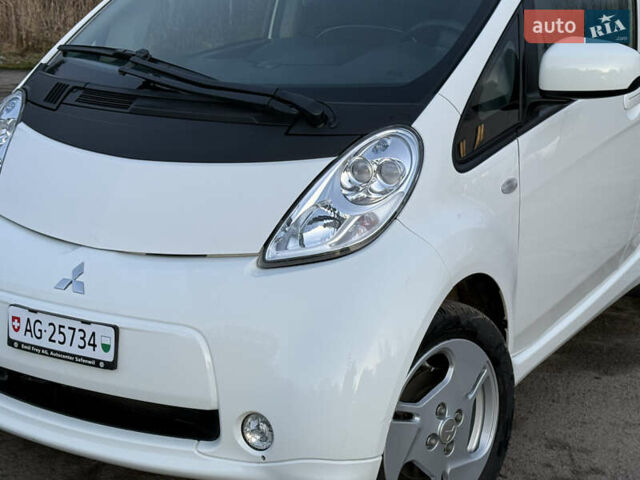Белый Мицубиси И-Миев, объемом двигателя 0 л и пробегом 57 тыс. км за 4750 $, фото 19 на Automoto.ua