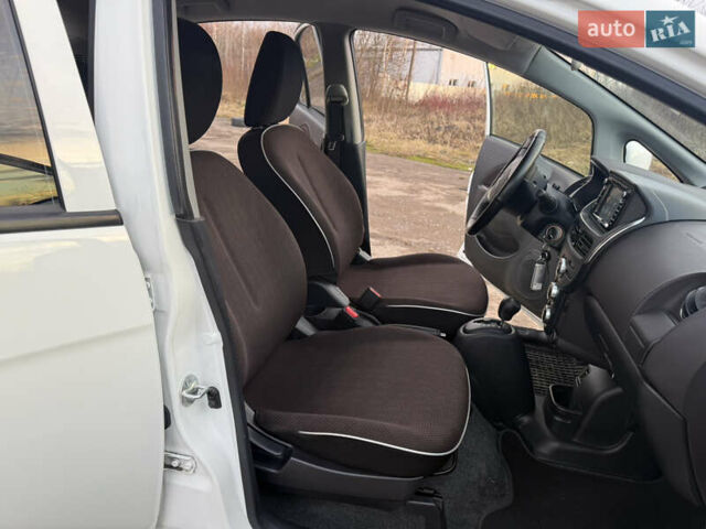 Белый Мицубиси И-Миев, объемом двигателя 0 л и пробегом 57 тыс. км за 4750 $, фото 29 на Automoto.ua