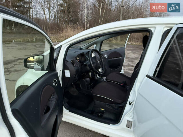 Белый Мицубиси И-Миев, объемом двигателя 0 л и пробегом 57 тыс. км за 4750 $, фото 45 на Automoto.ua