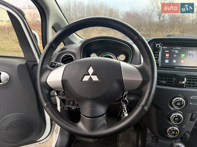 Белый Мицубиси И-Миев, объемом двигателя 0 л и пробегом 57 тыс. км за 4750 $, фото 33 на Automoto.ua