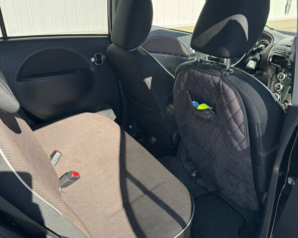 Чорний Міцубісі І-Мієв, об'ємом двигуна 0 л та пробігом 116 тис. км за 5500 $, фото 11 на Automoto.ua