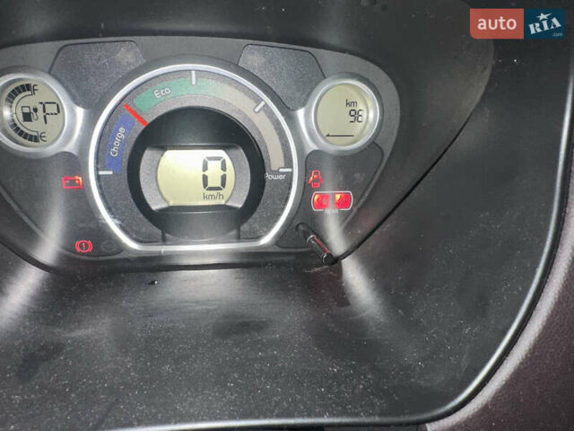 Фіолетовий Міцубісі І-Мієв, об'ємом двигуна 0 л та пробігом 89 тис. км за 4900 $, фото 29 на Automoto.ua