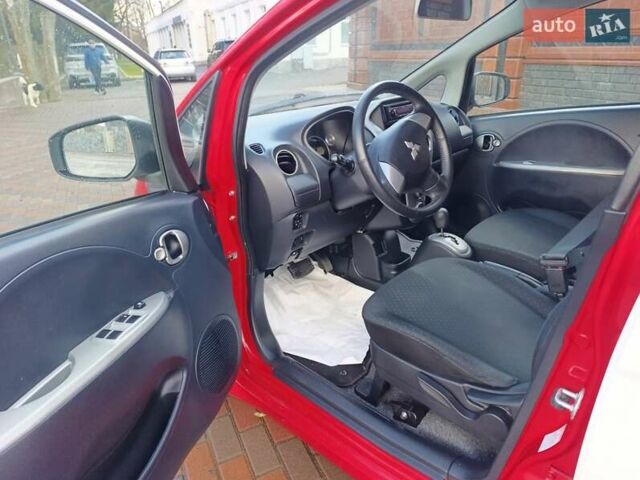 Красный Мицубиси И-Миев, объемом двигателя 0 л и пробегом 92 тыс. км за 3999 $, фото 10 на Automoto.ua