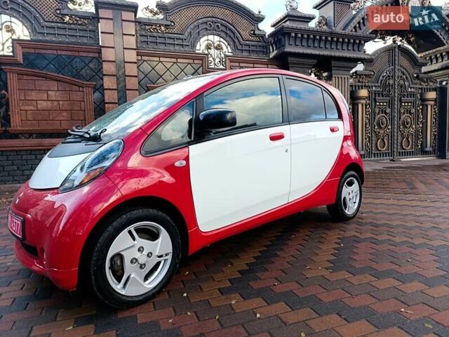 Красный Мицубиси И-Миев, объемом двигателя 0 л и пробегом 92 тыс. км за 3999 $, фото 9 на Automoto.ua