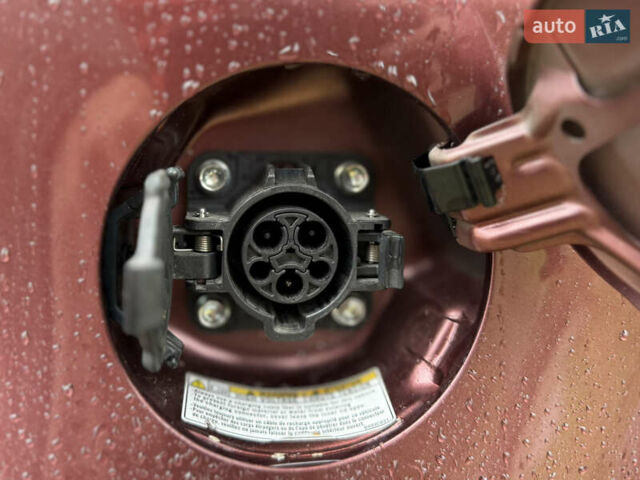 Червоний Міцубісі І-Мієв, об'ємом двигуна 0 л та пробігом 22 тис. км за 6950 $, фото 29 на Automoto.ua