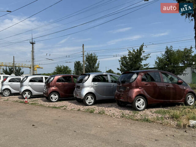 Червоний Міцубісі І-Мієв, об'ємом двигуна 0 л та пробігом 22 тис. км за 6950 $, фото 62 на Automoto.ua