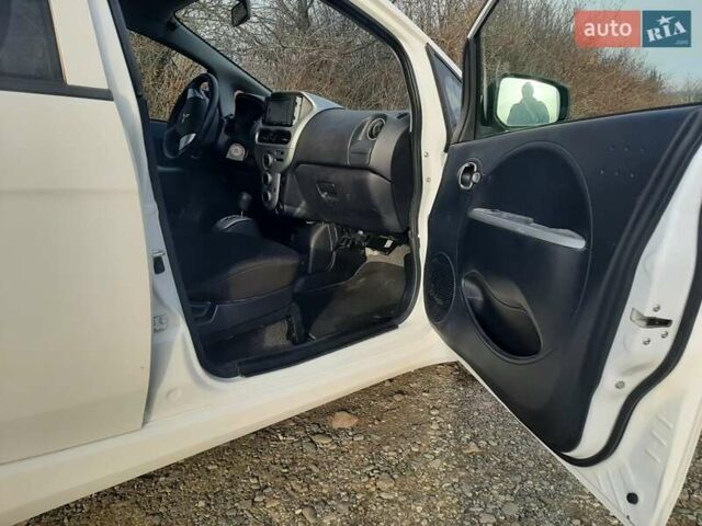 Мицубиси И-Миев, объемом двигателя 0 л и пробегом 104 тыс. км за 3500 $, фото 5 на Automoto.ua