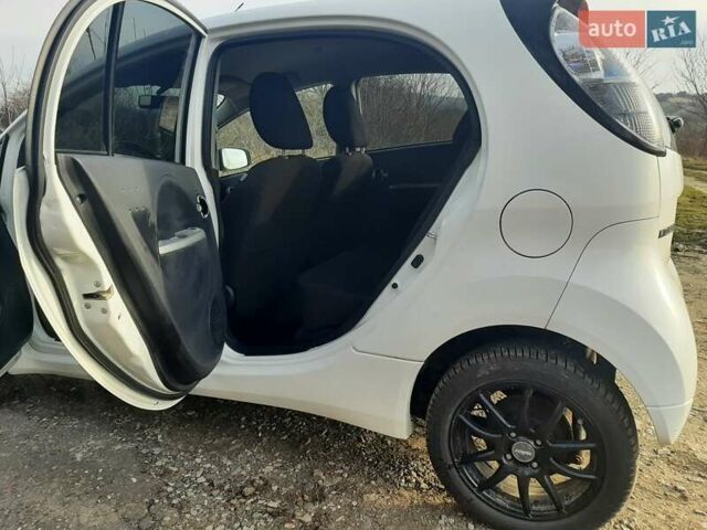 Мицубиси И-Миев, объемом двигателя 0 л и пробегом 104 тыс. км за 3500 $, фото 6 на Automoto.ua