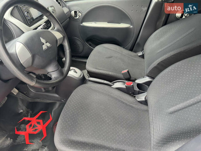 Серый Мицубиси И-Миев, объемом двигателя 0 л и пробегом 84 тыс. км за 3800 $, фото 10 на Automoto.ua