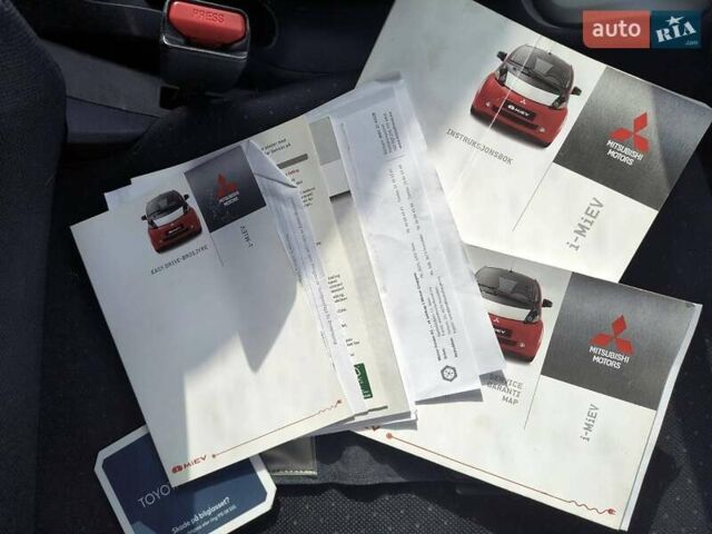 Сірий Міцубісі І-Мієв, об'ємом двигуна 0 л та пробігом 150 тис. км за 5500 $, фото 9 на Automoto.ua