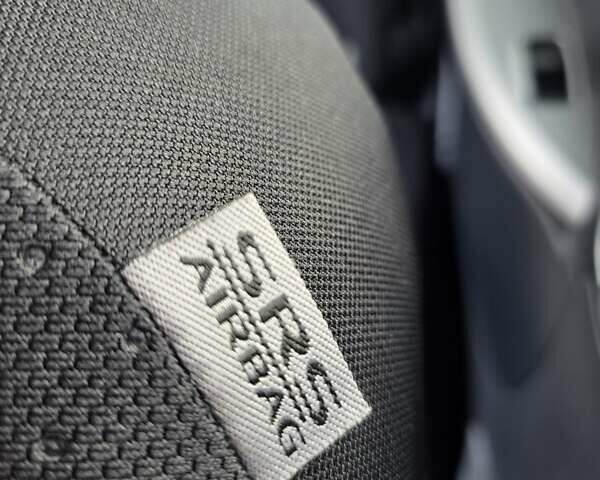 Серый Мицубиси И-Миев, объемом двигателя 0 л и пробегом 42 тыс. км за 4250 $, фото 62 на Automoto.ua