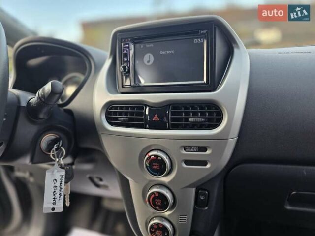 Серый Мицубиси И-Миев, объемом двигателя 0 л и пробегом 42 тыс. км за 4250 $, фото 33 на Automoto.ua