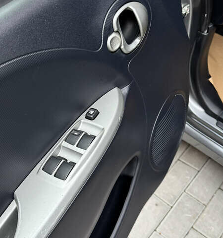 Сірий Міцубісі І-Мієв, об'ємом двигуна 0 л та пробігом 127 тис. км за 4400 $, фото 19 на Automoto.ua