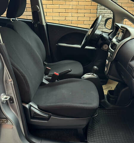 Сірий Міцубісі І-Мієв, об'ємом двигуна 0 л та пробігом 127 тис. км за 4400 $, фото 15 на Automoto.ua