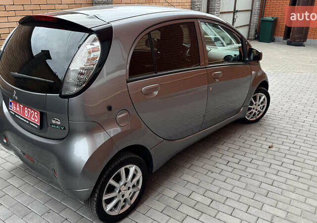 Сірий Міцубісі І-Мієв, об'ємом двигуна 0 л та пробігом 127 тис. км за 4400 $, фото 4 на Automoto.ua