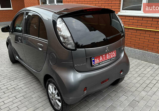 Сірий Міцубісі І-Мієв, об'ємом двигуна 0 л та пробігом 127 тис. км за 4400 $, фото 6 на Automoto.ua