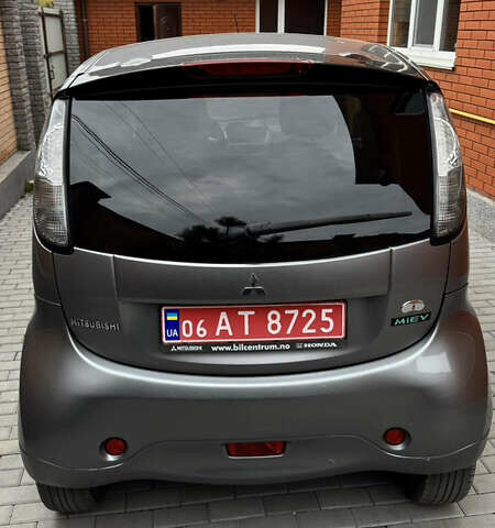 Сірий Міцубісі І-Мієв, об'ємом двигуна 0 л та пробігом 127 тис. км за 4400 $, фото 5 на Automoto.ua