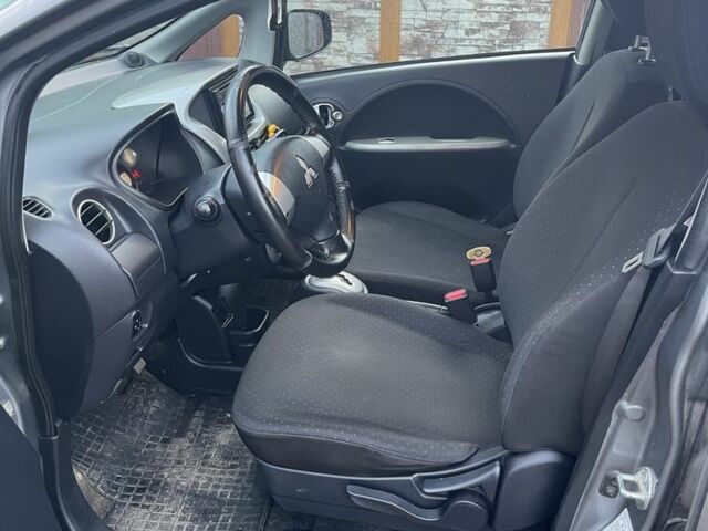 Серый Мицубиси И-Миев, объемом двигателя 0 л и пробегом 126 тыс. км за 4200 $, фото 13 на Automoto.ua