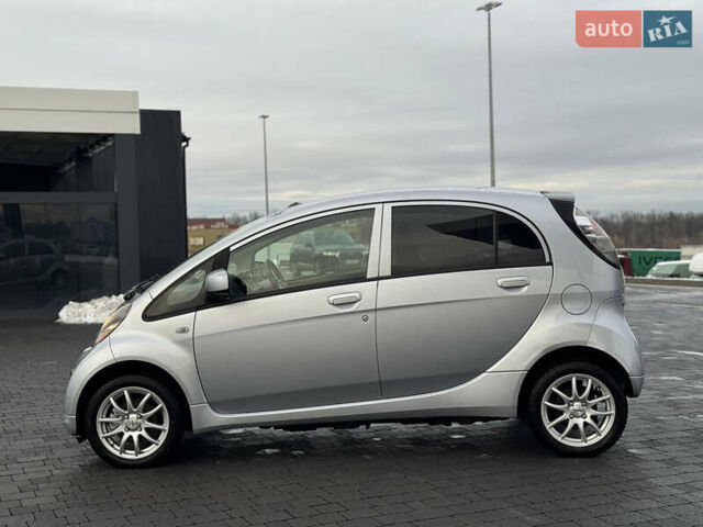 Сірий Міцубісі І-Мієв, об'ємом двигуна 0 л та пробігом 74 тис. км за 3950 $, фото 11 на Automoto.ua