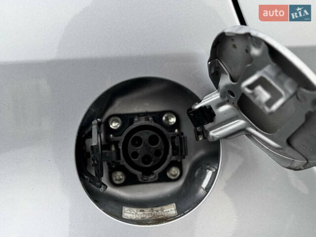 Сірий Міцубісі І-Мієв, об'ємом двигуна 0 л та пробігом 74 тис. км за 3950 $, фото 29 на Automoto.ua