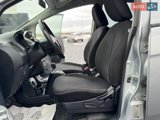 Сірий Міцубісі І-Мієв, об'ємом двигуна 0 л та пробігом 74 тис. км за 3950 $, фото 20 на Automoto.ua