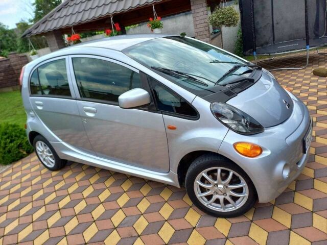 Серый Мицубиси И-Миев, объемом двигателя 0 л и пробегом 95 тыс. км за 4100 $, фото 2 на Automoto.ua