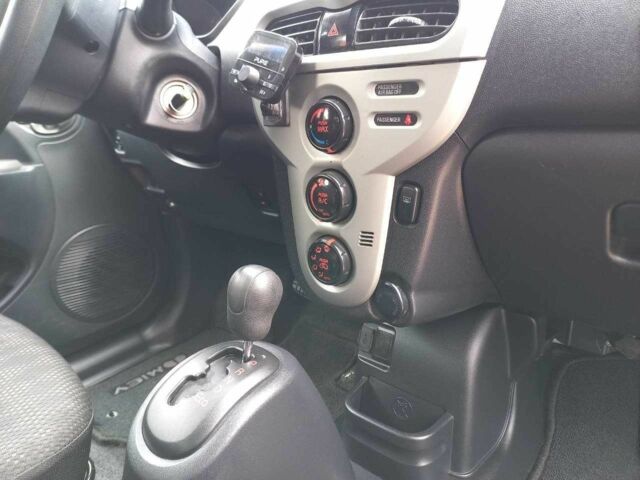 Серый Мицубиси И-Миев, объемом двигателя 0 л и пробегом 95 тыс. км за 4100 $, фото 9 на Automoto.ua