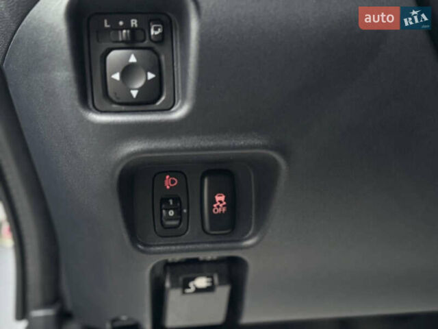 Сірий Міцубісі І-Мієв, об'ємом двигуна 0 л та пробігом 74 тис. км за 3950 $, фото 16 на Automoto.ua