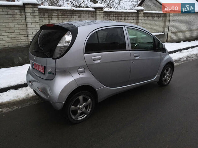 Серый Мицубиси И-Миев, объемом двигателя 0 л и пробегом 100 тыс. км за 4100 $, фото 6 на Automoto.ua
