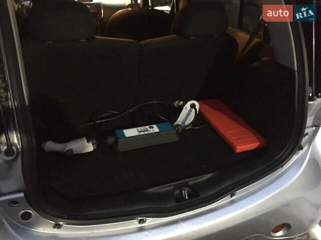 Серый Мицубиси И-Миев, объемом двигателя 0 л и пробегом 100 тыс. км за 4100 $, фото 18 на Automoto.ua