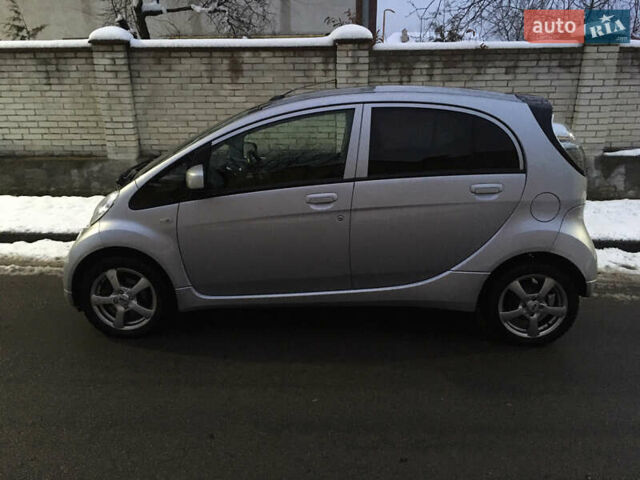 Серый Мицубиси И-Миев, объемом двигателя 0 л и пробегом 100 тыс. км за 4100 $, фото 15 на Automoto.ua