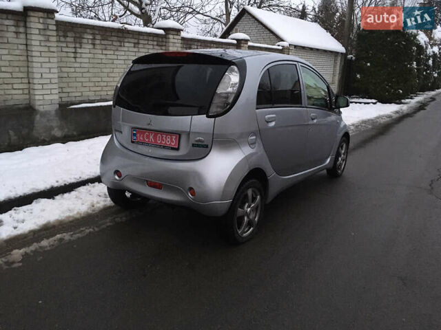 Серый Мицубиси И-Миев, объемом двигателя 0 л и пробегом 100 тыс. км за 4100 $, фото 7 на Automoto.ua