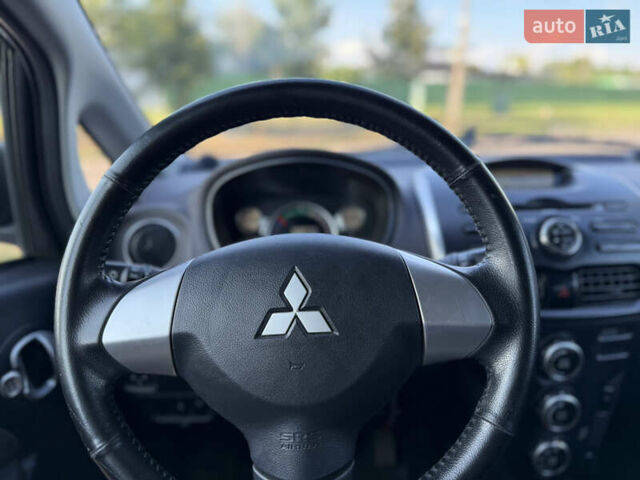 Сірий Міцубісі І-Мієв, об'ємом двигуна 0 л та пробігом 41 тис. км за 5950 $, фото 16 на Automoto.ua