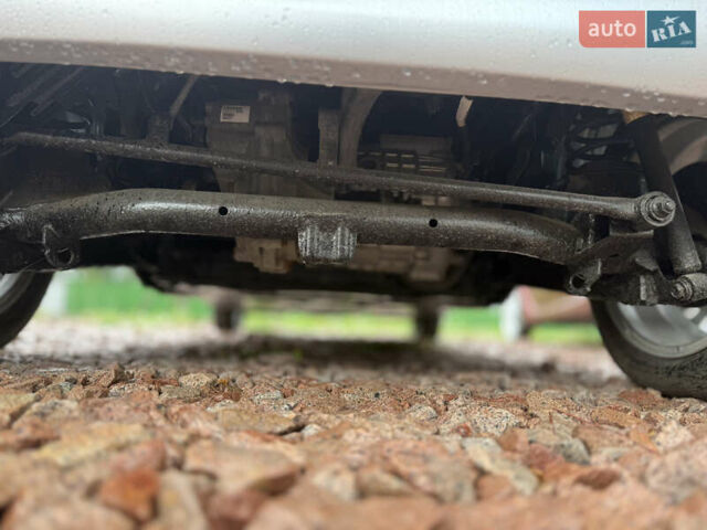 Сірий Міцубісі І-Мієв, об'ємом двигуна 0 л та пробігом 37 тис. км за 5950 $, фото 11 на Automoto.ua