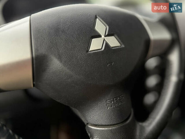Сірий Міцубісі І-Мієв, об'ємом двигуна 0 л та пробігом 37 тис. км за 5950 $, фото 14 на Automoto.ua