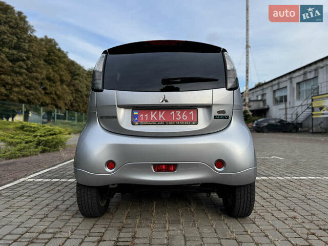 Сірий Міцубісі І-Мієв, об'ємом двигуна 0 л та пробігом 60 тис. км за 5500 $, фото 12 на Automoto.ua