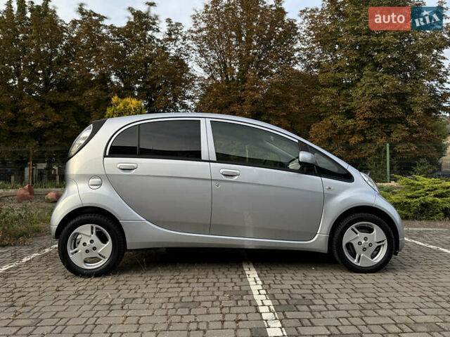 Сірий Міцубісі І-Мієв, об'ємом двигуна 0 л та пробігом 60 тис. км за 5500 $, фото 6 на Automoto.ua