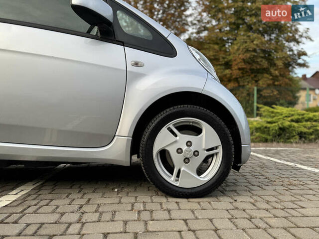 Сірий Міцубісі І-Мієв, об'ємом двигуна 0 л та пробігом 60 тис. км за 5500 $, фото 8 на Automoto.ua